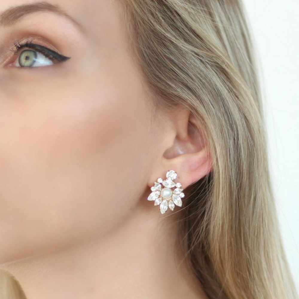 Ilona Rubin Dazzling Crystal Bridal Earrings - Picture 2 of 12